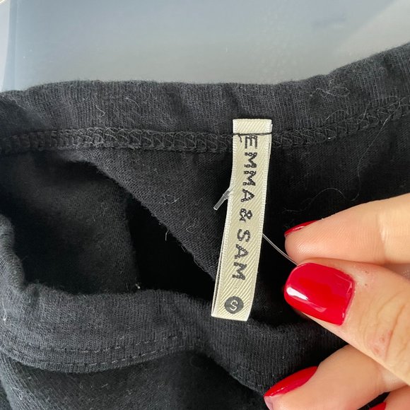 Emma & Sam Black tshirt crop top with checker sleeves - Picture 7 of 7